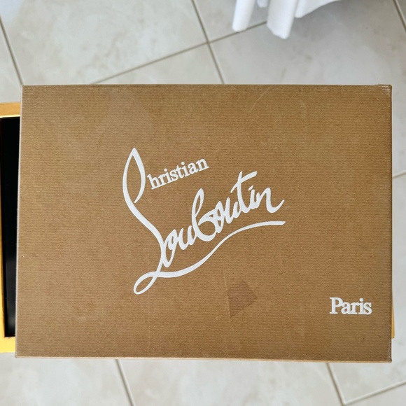 Christian Louboutin New Very Privè Patent Pink Size 38.5 - Picture 1 of 10